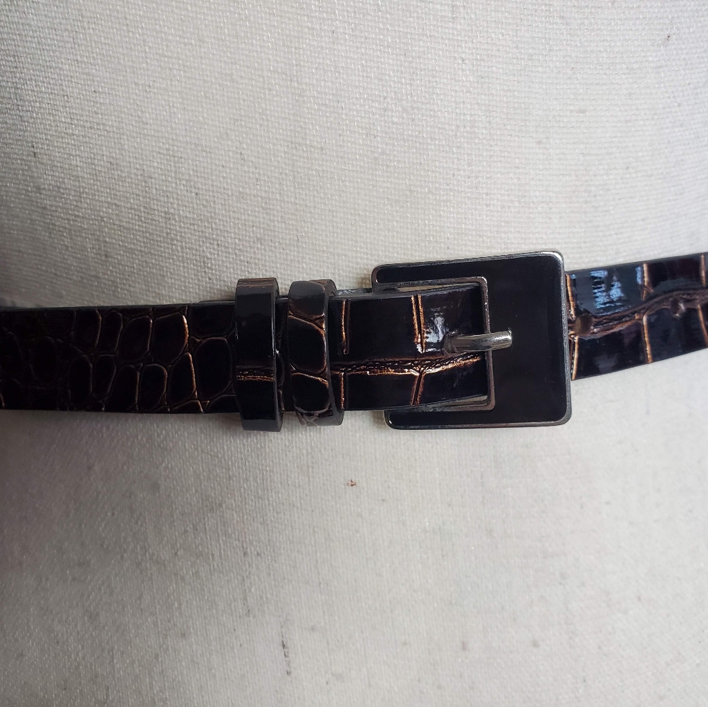 Nwot Brown Crocodile Pattern Belt